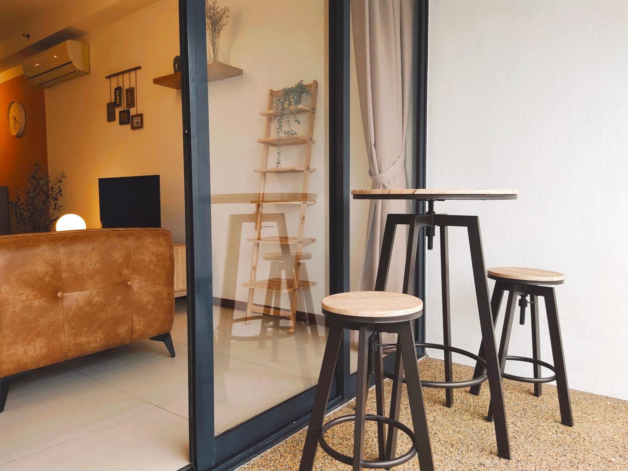 The Landmark By Katana 3Br To 4Br Luxury Seaview Landmark Homestay At Gurney 15-16Pax 无敌海景套房 Tanjung Tokong Экстерьер фото