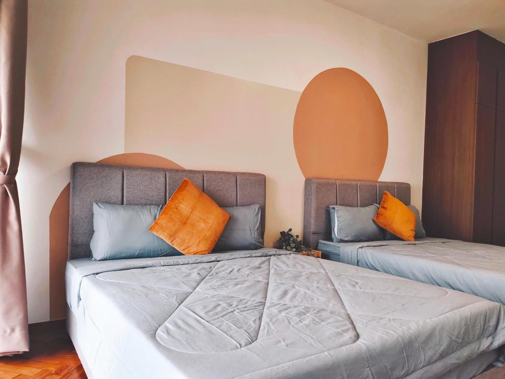 The Landmark By Katana 3Br To 4Br Luxury Seaview Landmark Homestay At Gurney 15-16Pax 无敌海景套房 Tanjung Tokong Экстерьер фото