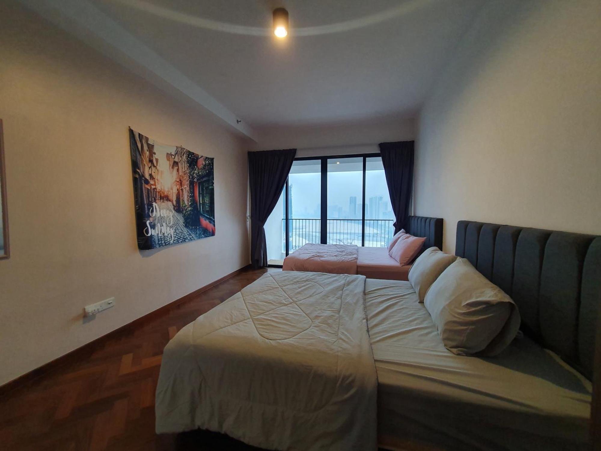 The Landmark By Katana 3Br To 4Br Luxury Seaview Landmark Homestay At Gurney 15-16Pax 无敌海景套房 Tanjung Tokong Экстерьер фото