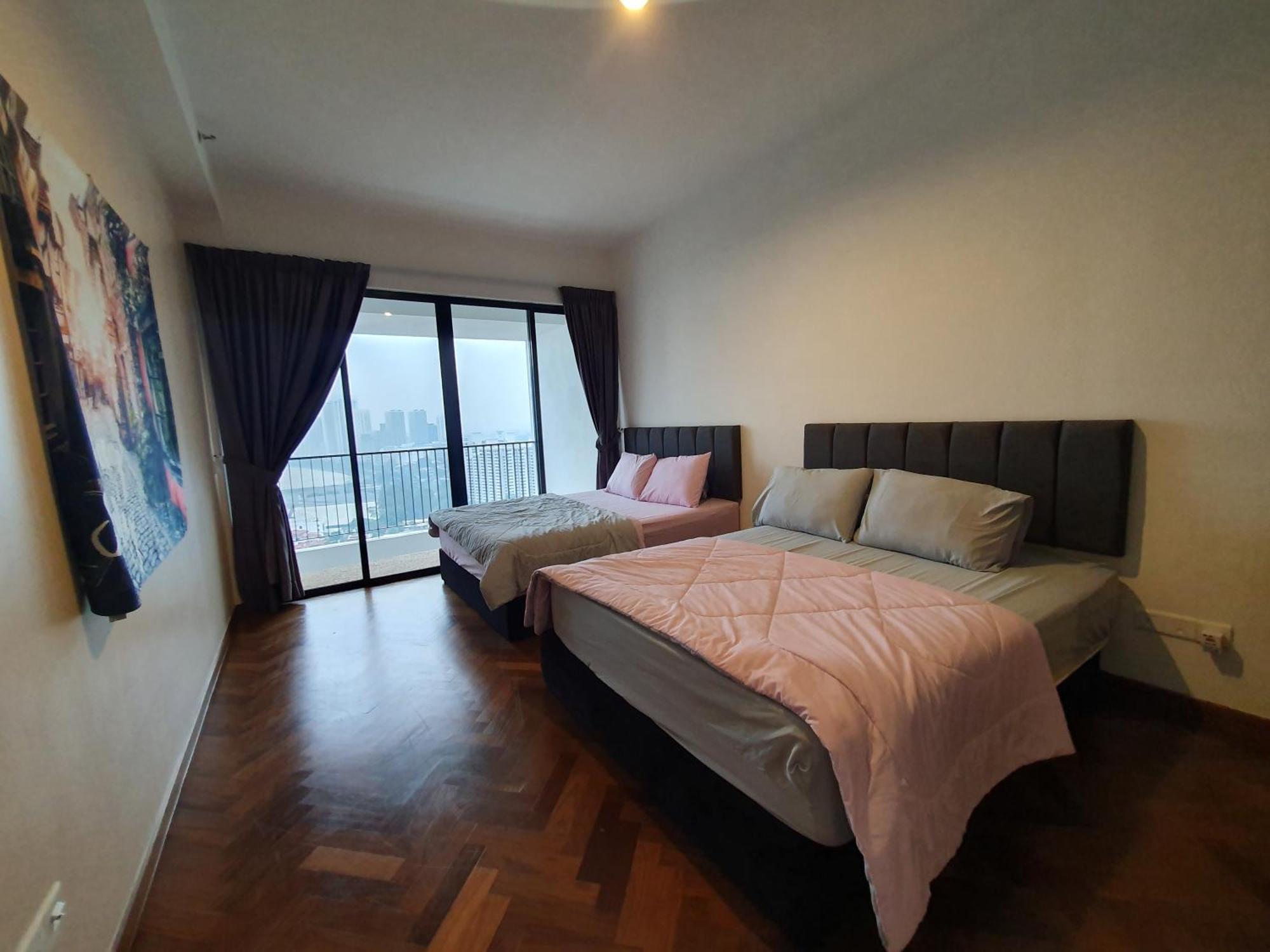 The Landmark By Katana 3Br To 4Br Luxury Seaview Landmark Homestay At Gurney 15-16Pax 无敌海景套房 Tanjung Tokong Экстерьер фото