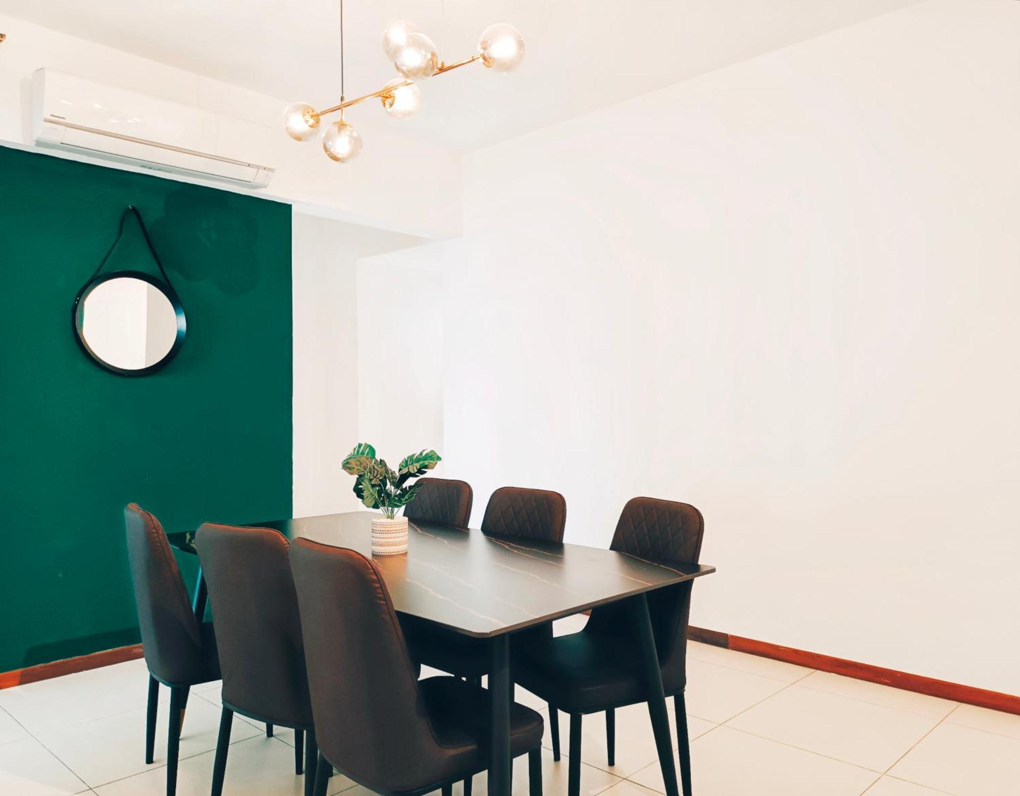 The Landmark By Katana 3Br To 4Br Luxury Seaview Landmark Homestay At Gurney 15-16Pax 无敌海景套房 Tanjung Tokong Экстерьер фото