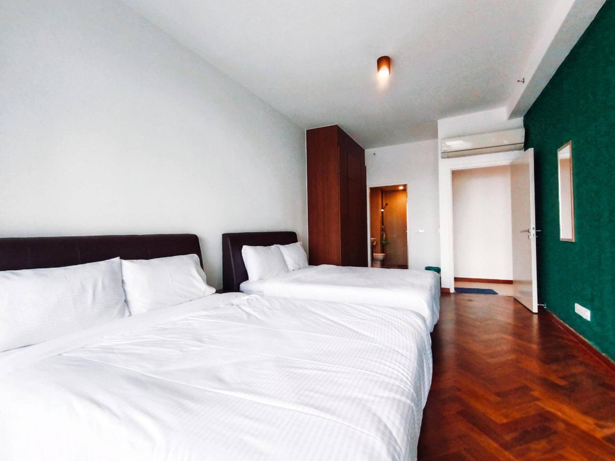 The Landmark By Katana 3Br To 4Br Luxury Seaview Landmark Homestay At Gurney 15-16Pax 无敌海景套房 Tanjung Tokong Экстерьер фото